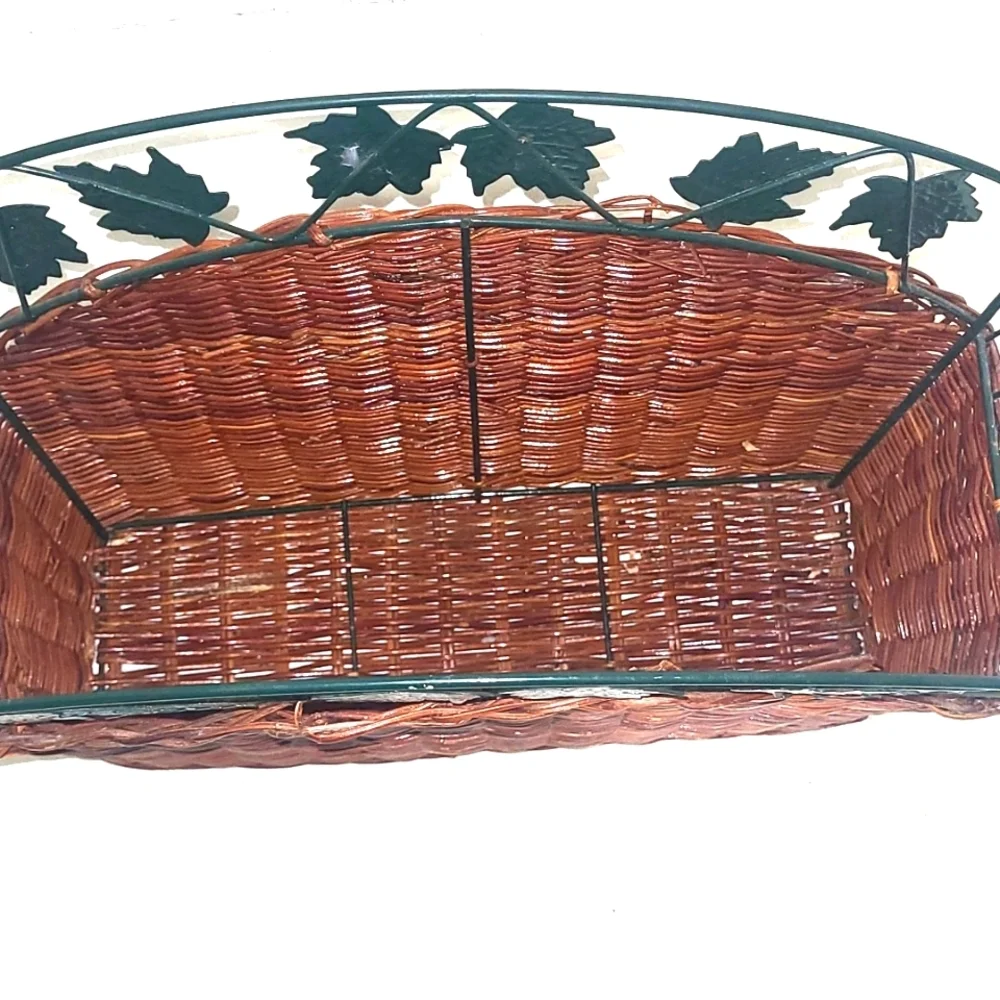 Wicker Magazine Rack Stained Hunter Green Ivy Border 80s Vintage Preppy
